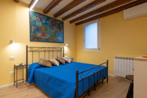 DELUXE DOUBLE ROOM in VENICE CENTRE